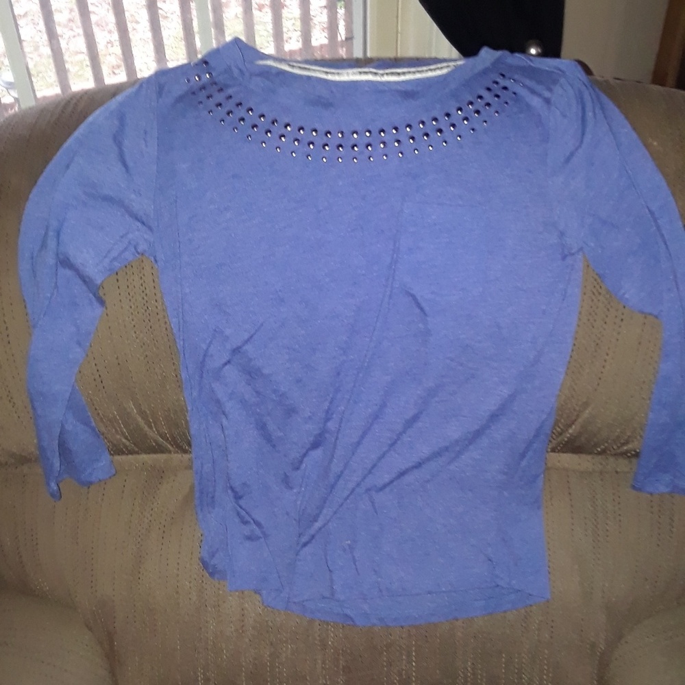 medium shirt